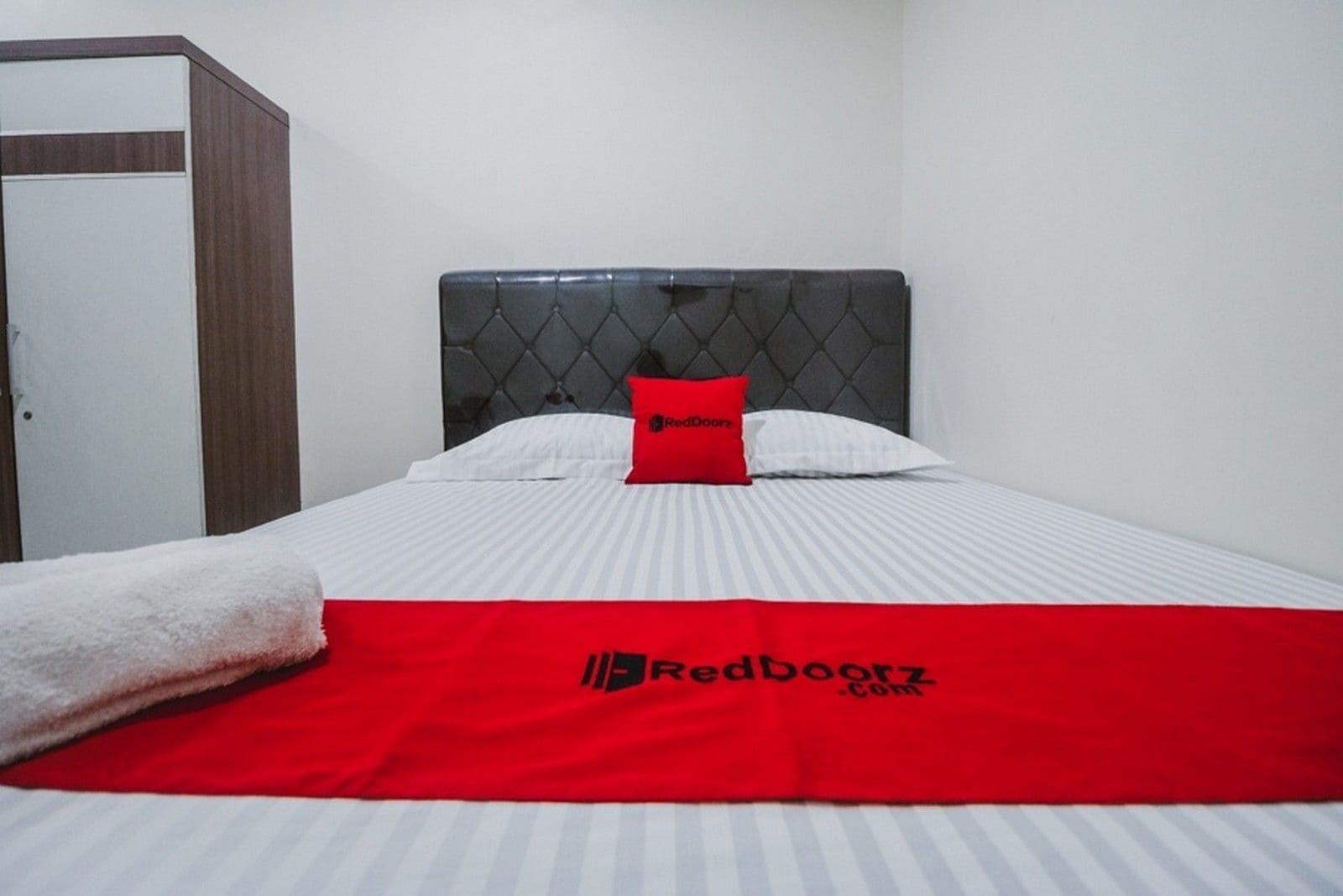 Reddoorz Plus Near Semanggi Jakarta Exterior photo